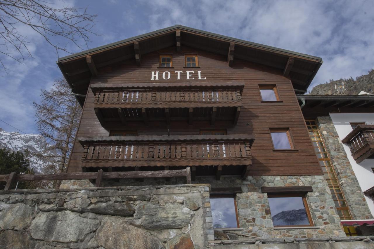 Hotel Rascard Вальтурнанш Екстер'єр фото